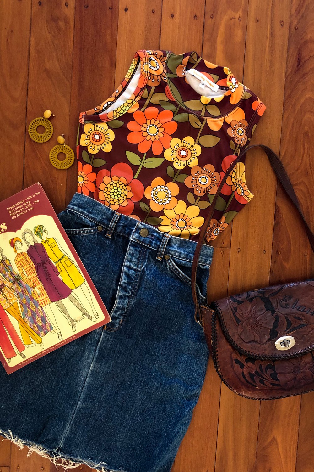 Outta sight top in the Farout Flowers print brown