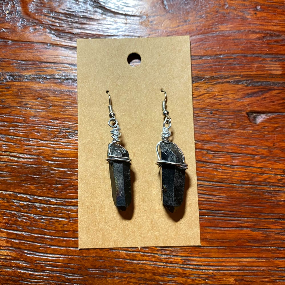 Mandalorian Legend Kyber Earrings 