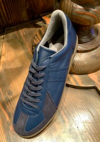 Image 4 of VEGANCRAFT original German Army Trainer sneaker shoes navy made in Slovakia 