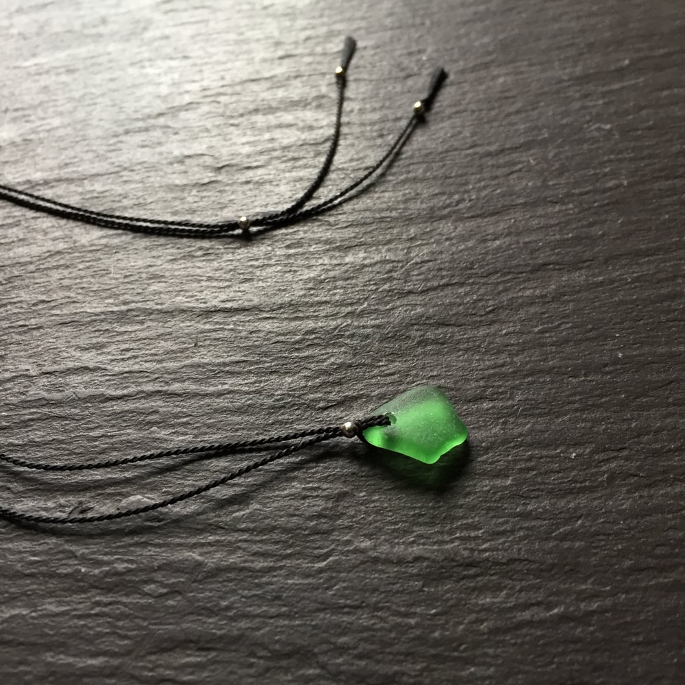 Image of Small emerald sea glass neckless