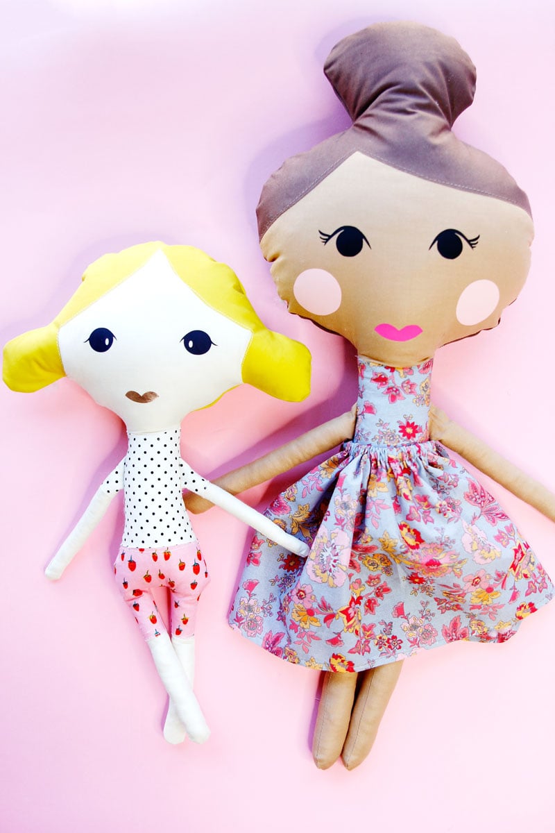Image of the DOLL SEWING PATTERN pdf