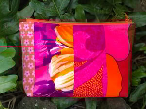 Image of Vintage Hawaiian fabric clutch #28