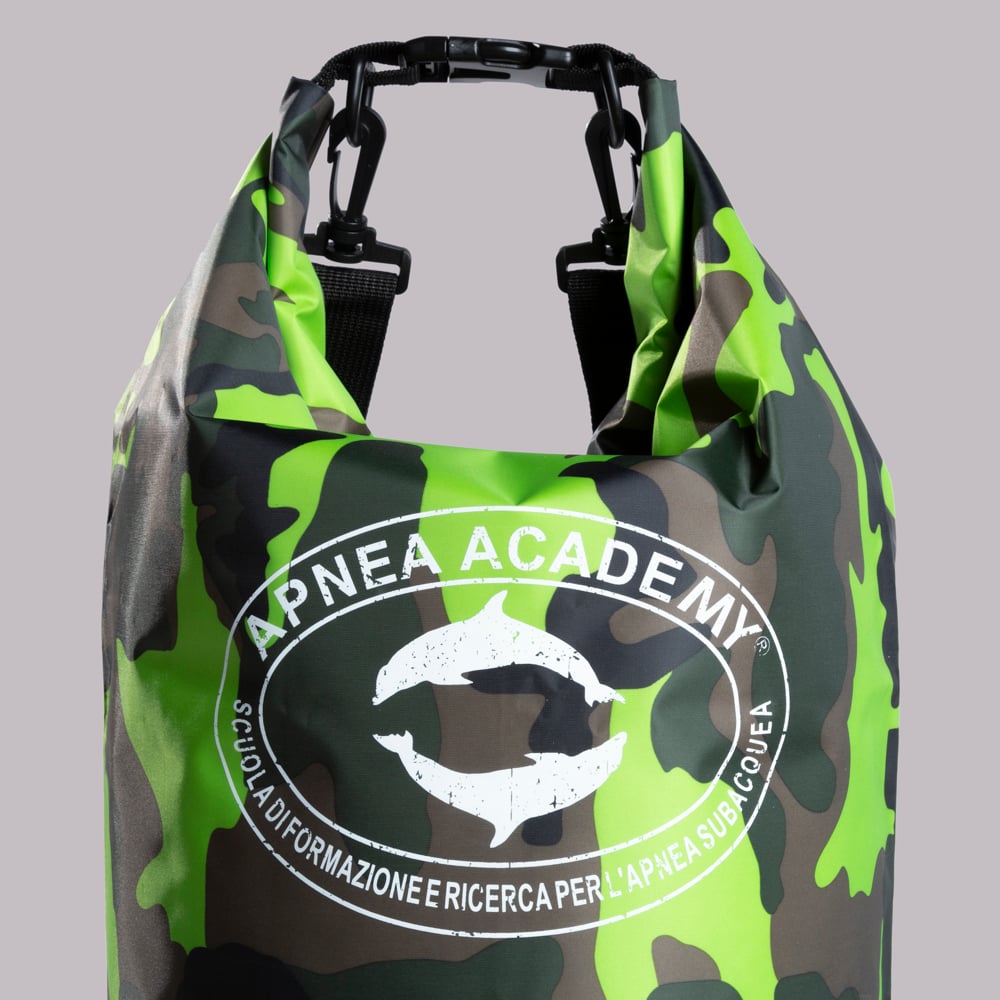 APNEA ACADEMY DRY BAG 30 L CAMO LIME