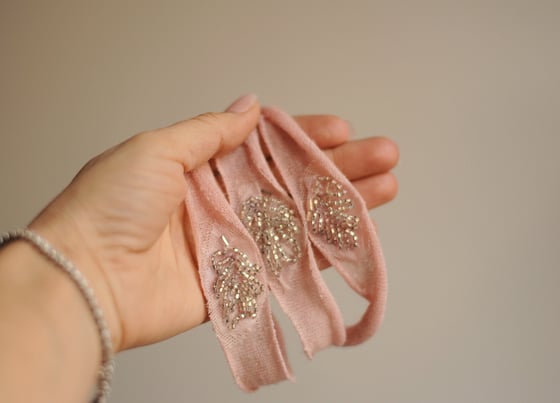 Image of Vintage appliqué headband 