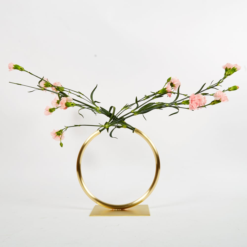 Image of Almost a Circle Vase - Small Circle, for fine/medium stemmed foliage