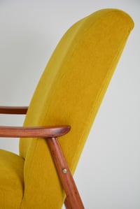 Image 3 of Fauteuil tchecoslovaque jaune