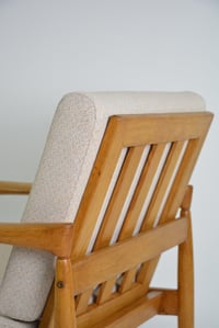 Image 3 of Fauteuil ex RDA beige