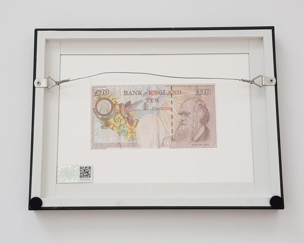 BANKSY "DI FACED TENNER" - FRAMED, COMPLETE WITH LETTER OF AUTHENTICITY FROM STEVE LAZARIDES 
