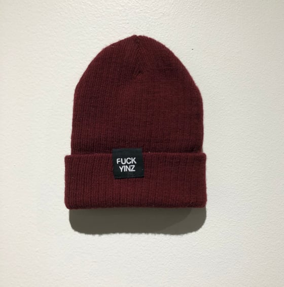 Image of BEANIE DARK RED