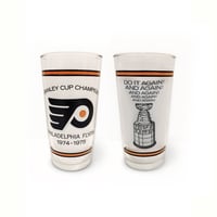 Image 1 of Philadelphia Flyers - Vintage 1974-1975 Stanley Cup Champions Cup Glass