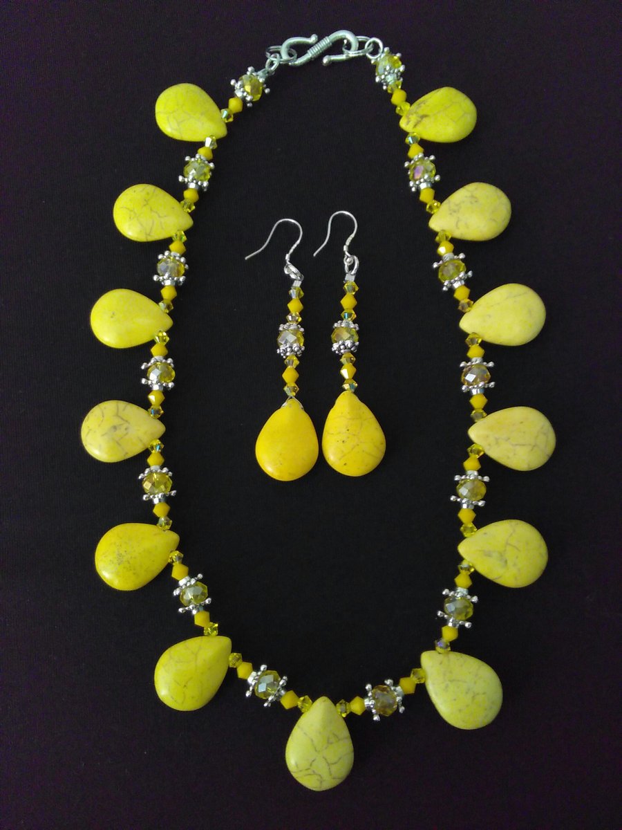 YELLOW TEARDROP HOWLITE NECKLACE SET The King's Daughters