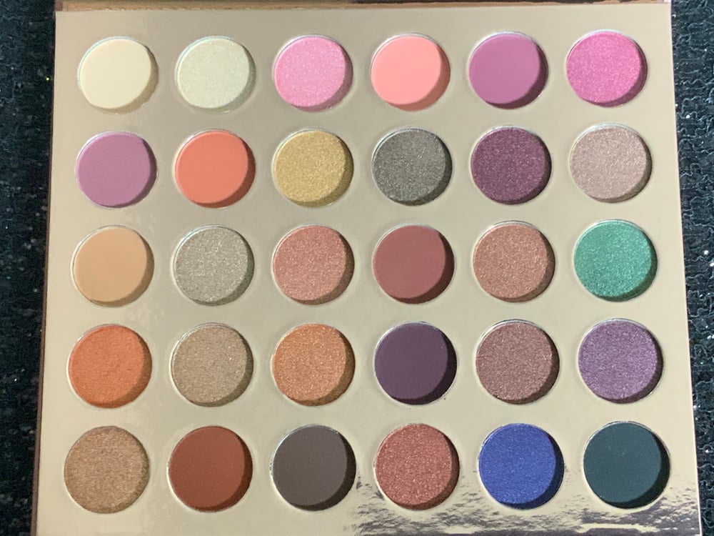 Special Moments Eyeshadow Pallete