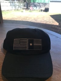 Black non-structured hat