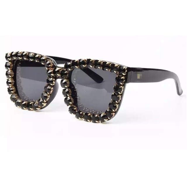 Image of Nay-Lee Sunnies