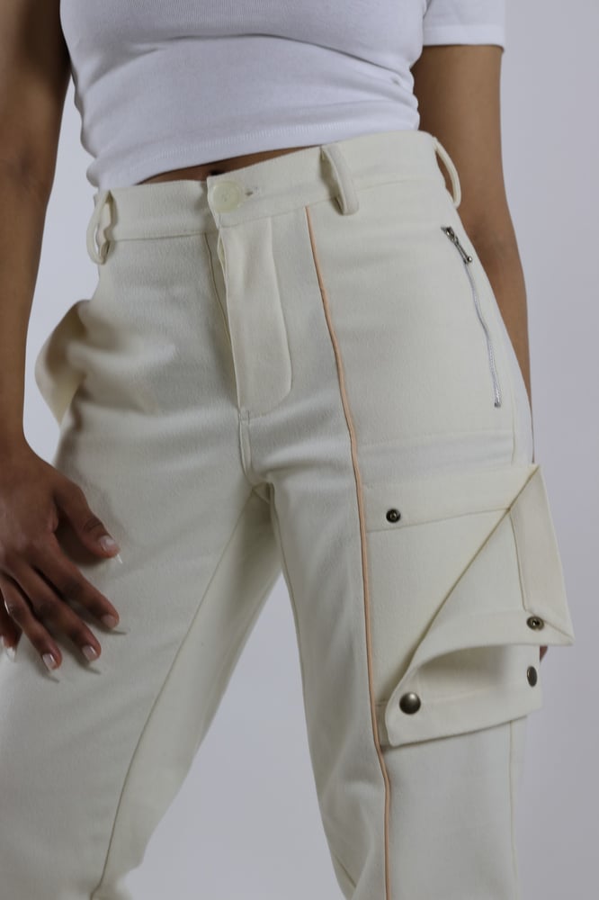 Image of UTILITY PANT CREAM DESERT W