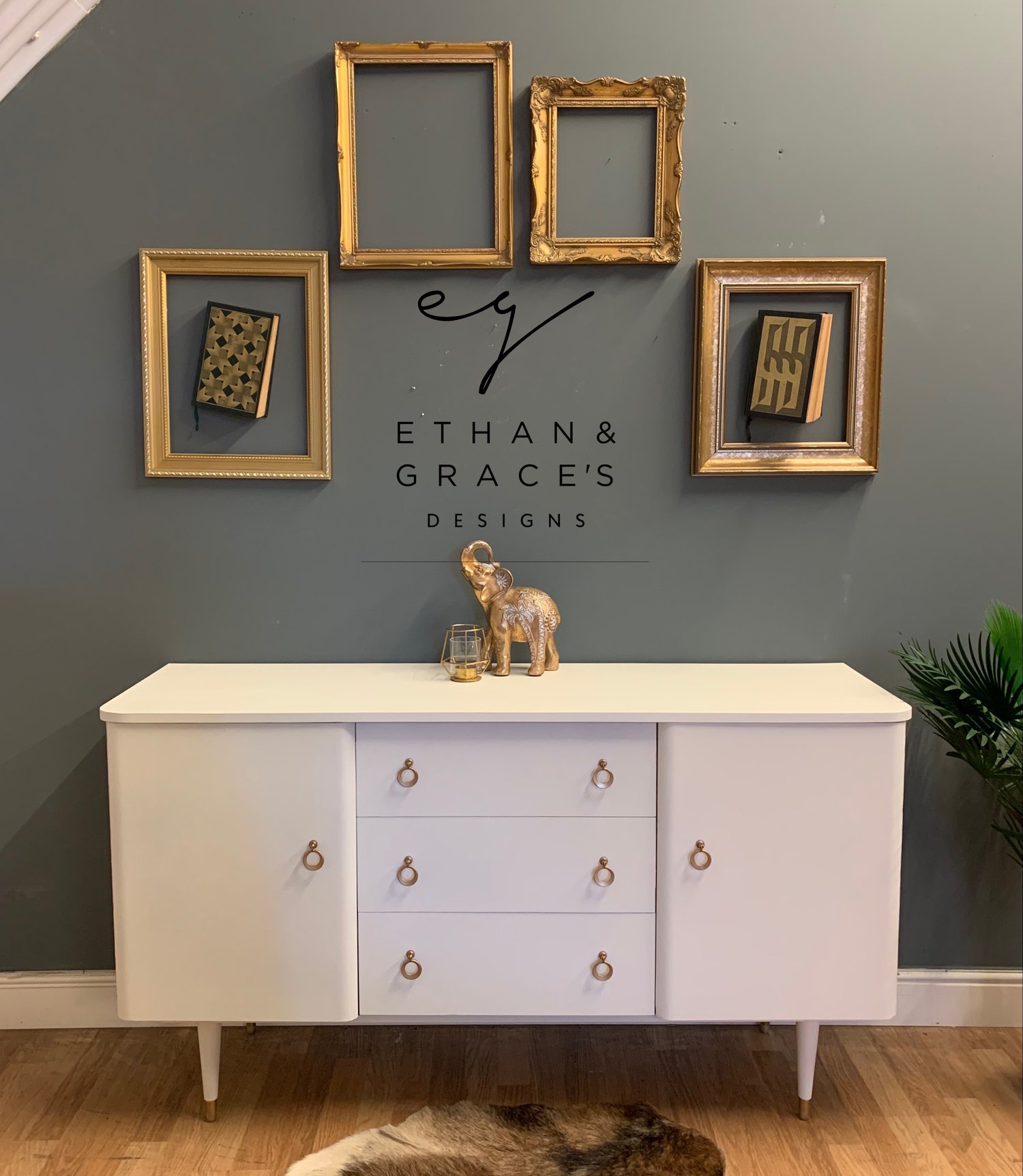 Image of Gold & white sideboard
