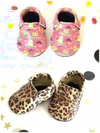 Image 3 of Specialty 4" soles (3-6 months)