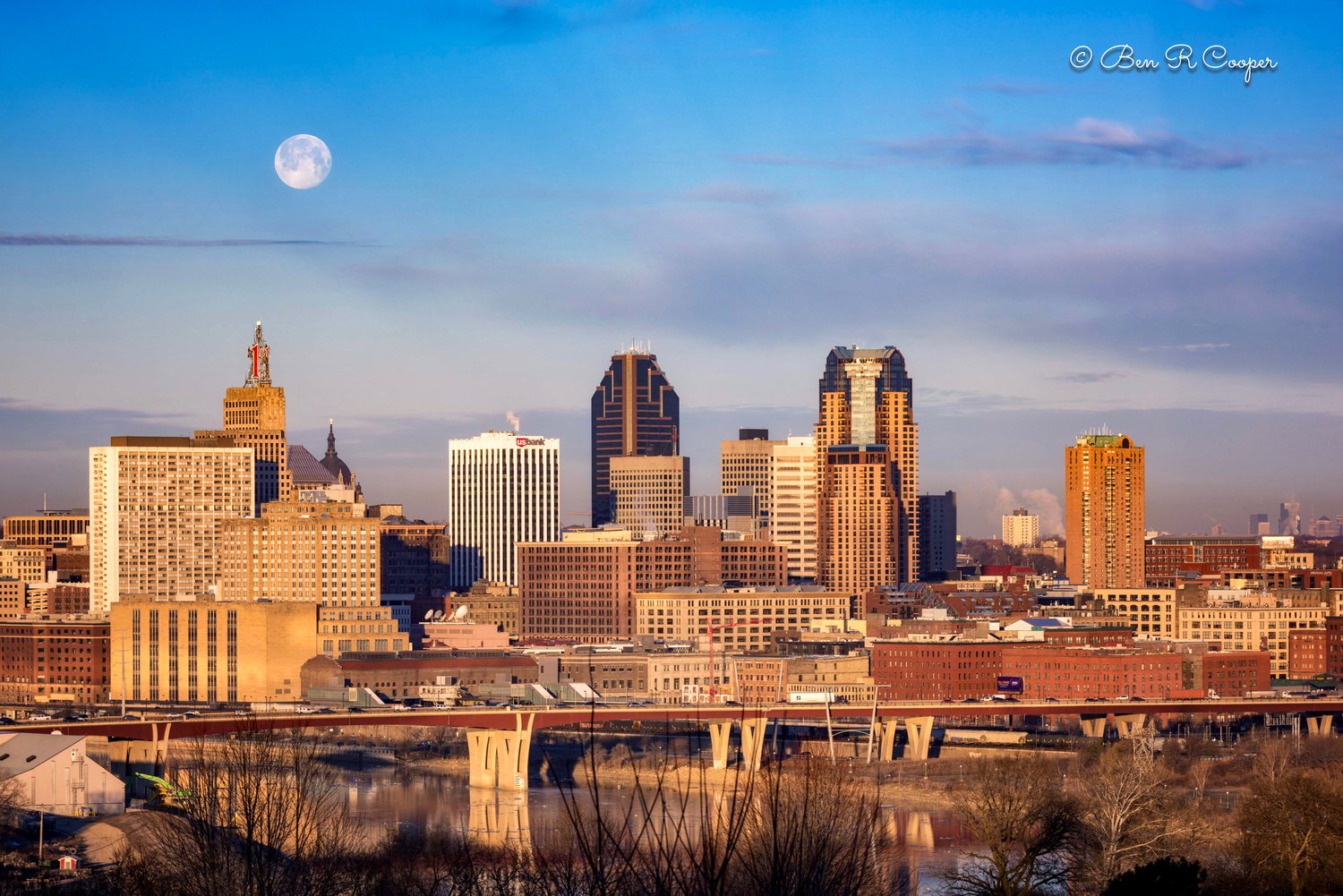 Moon Over Saint Paul