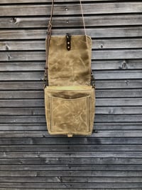 Image 3 of Messenger bag in waxed canvas with leather adjustable shoulder strap and closing flap medium size