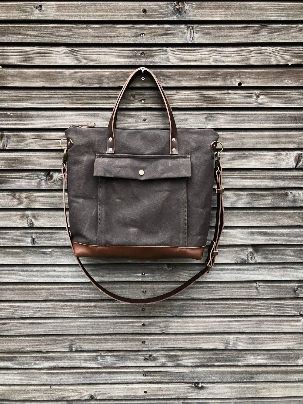 Image of briefcase in waxed canvas and leather COLLECTION UNISEX