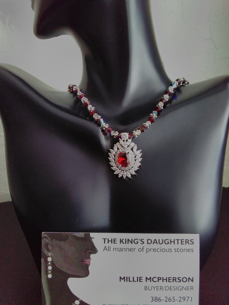 Image of STERLING SILVER GARNET PENDANT NECKLACE