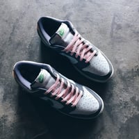 Image 2 of Original 2003 Nike Dunk Low “Twisted Prep” Grey/Pink.