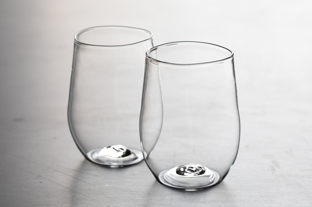 Image of pair of Vino Rosso