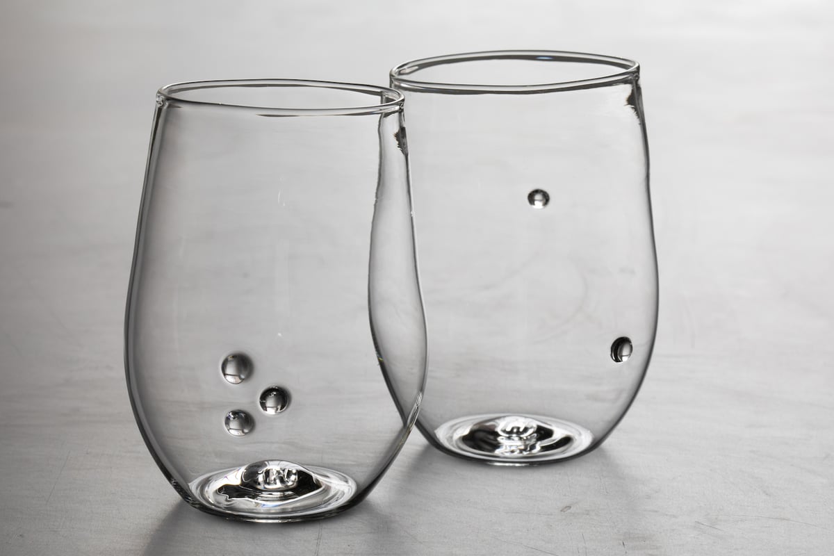 Image of pair of Vino Rosso Perlina