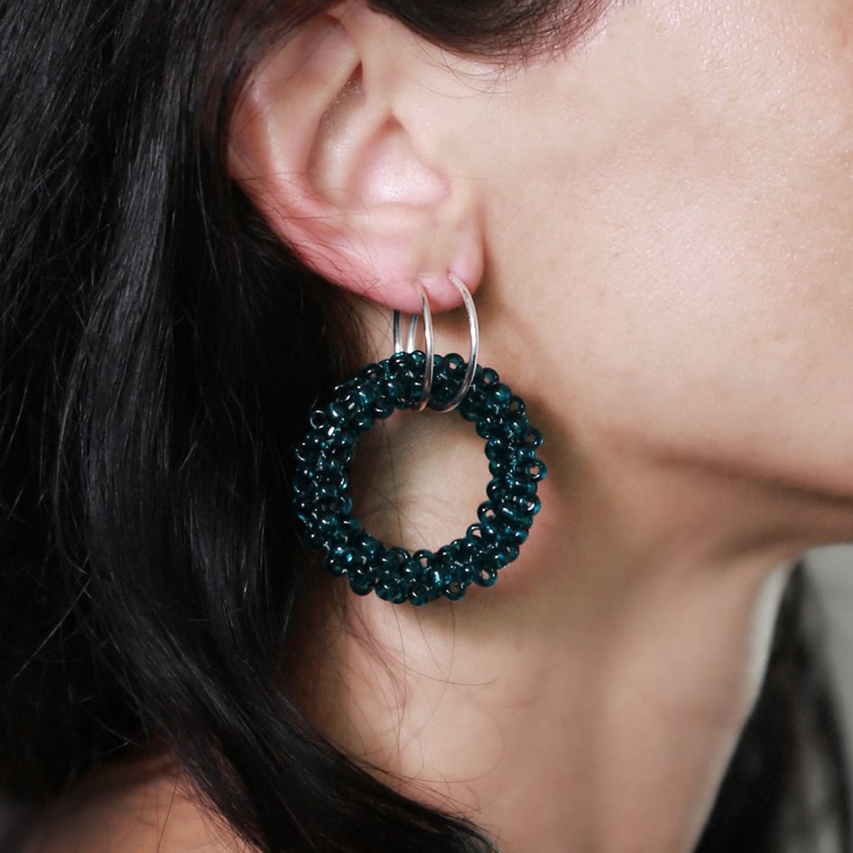 Image of BASIC small hoop earrings