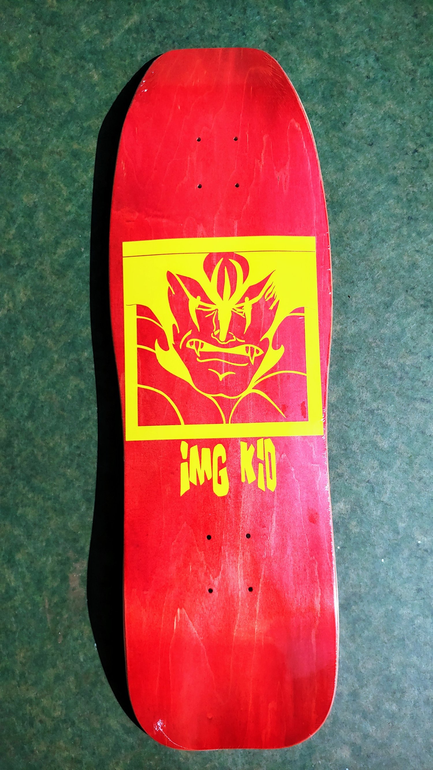 Image of DEVILMAN OG SHAPE RED/YELLOW