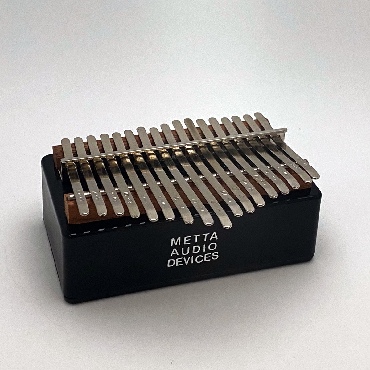 Image of Metta Electric Kalimba / Handheld Thumb Piano Acoustic Electric Instrument 