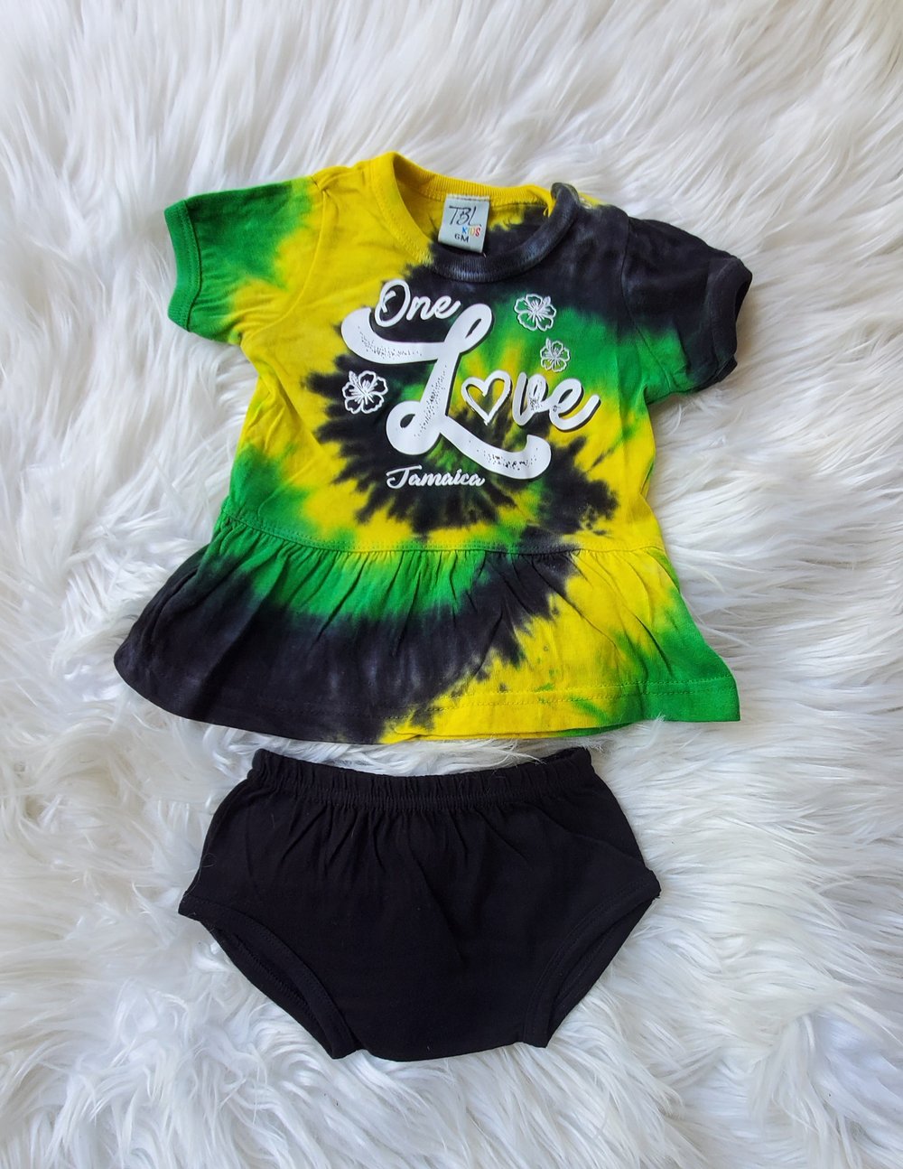 OneLove Jamaica Baby girls outfit 