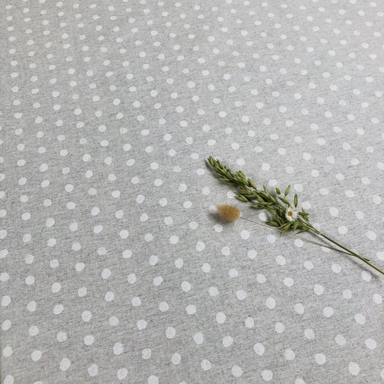 Image of Nappe toile anti-tâche fond naturel pois blanc