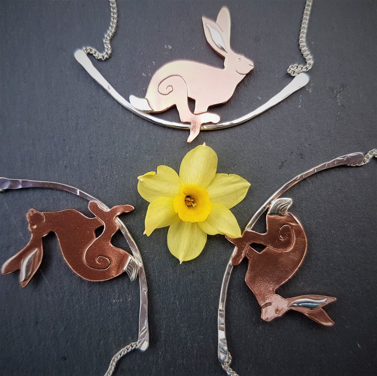 Sprinting Hare Necklace Image 3