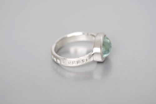 Image of "Winds are making the sea runs high" silver ring with aquamarine · VERRENTES AEQUORA VENTI ·