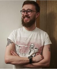 How may I help you? (shirt)