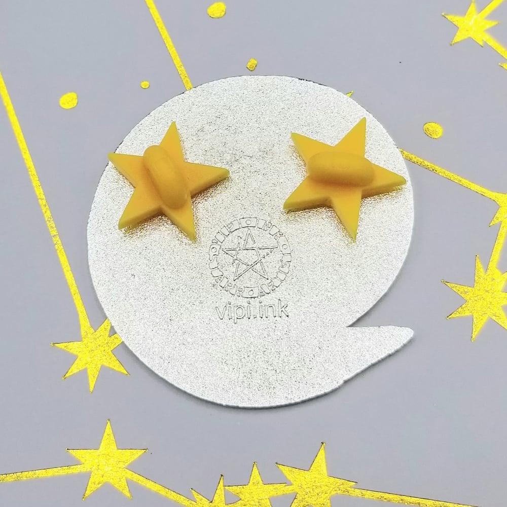Laika Pin