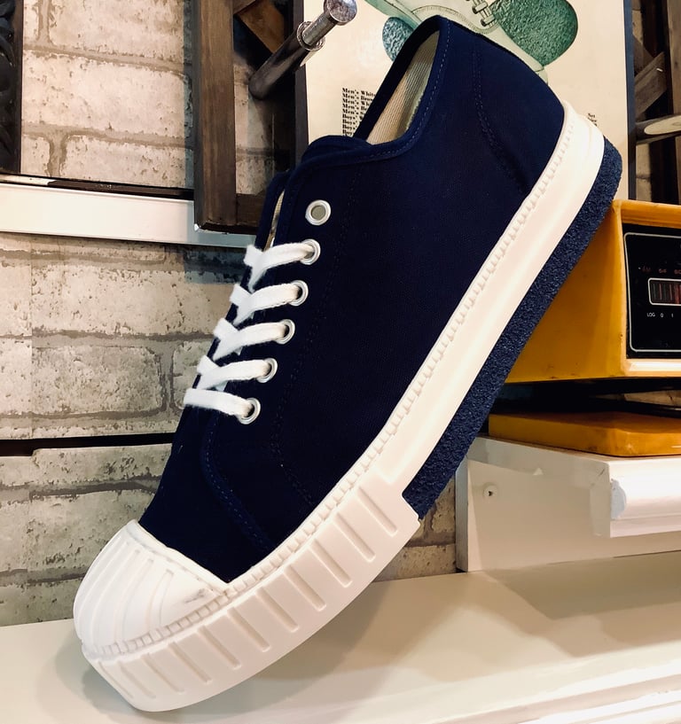 Tortola lo top navy sneaker shoes made in spain Image 4