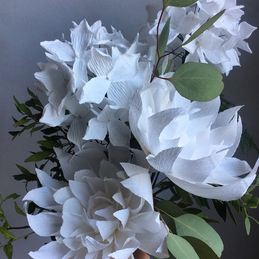 Image of Dahlia and Hydrangea Bouquet - White