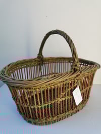 Image 2 of Fitched shopping basket