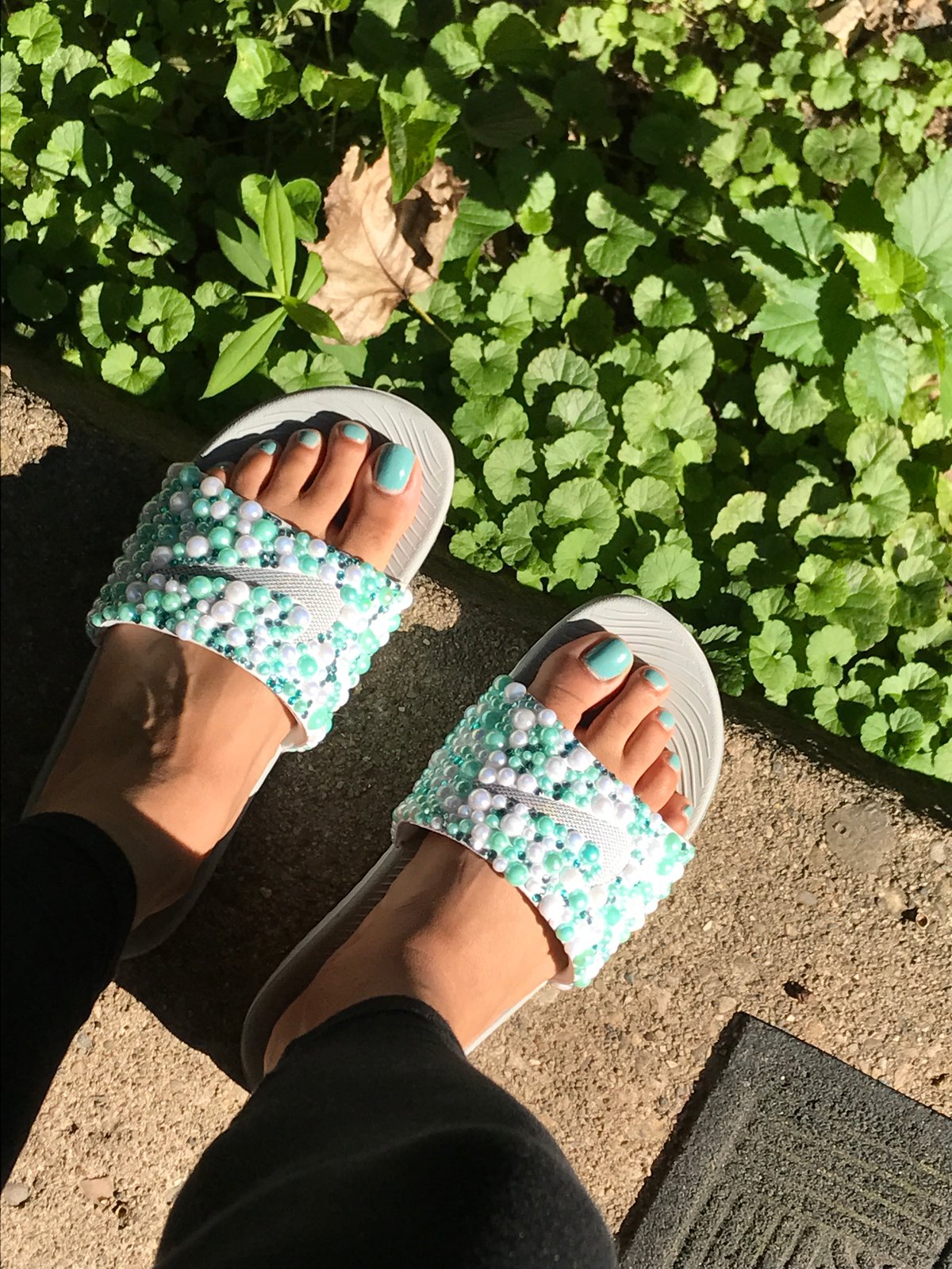 make your own nike slides