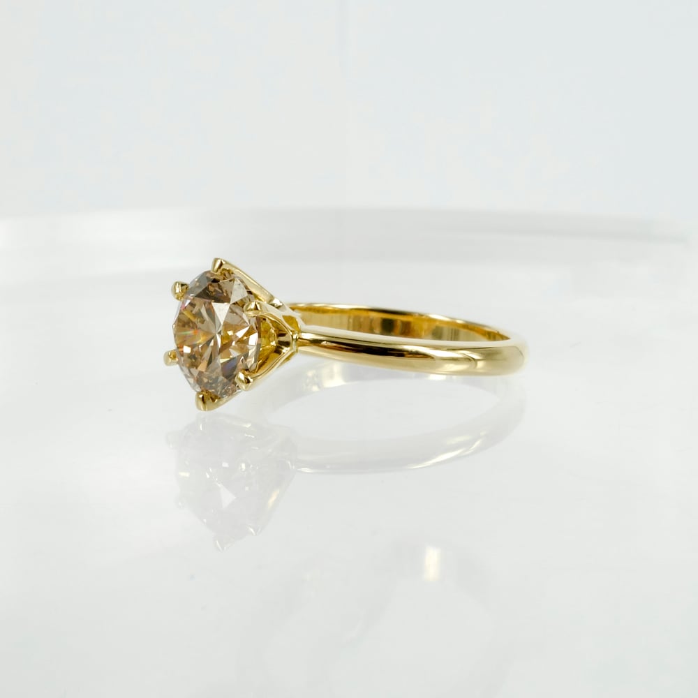 Image of 18ct Yellow Gold Champagne Diamond Solitaire Ring. Pj5777