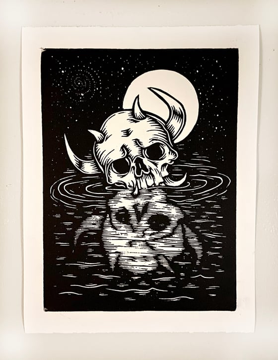 Image of Sinking Skull