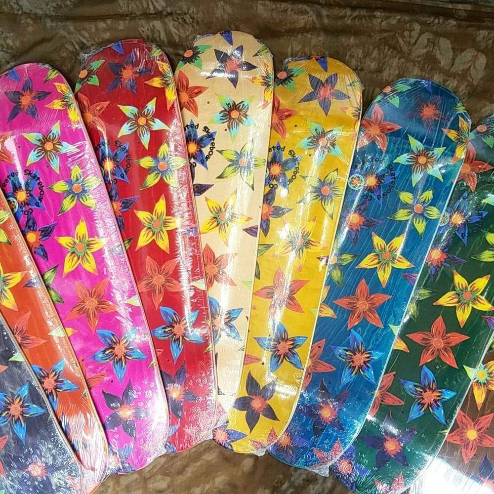 Image of Wild Flower Deck ~ FREE Paradox Griptape