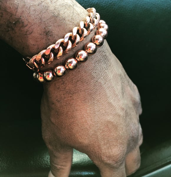 Image of Solid 8mm Copper Ball Stretch Bracelet