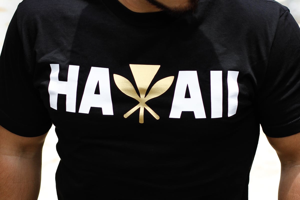 Hawaii Maoli Tee (Black/Gold)