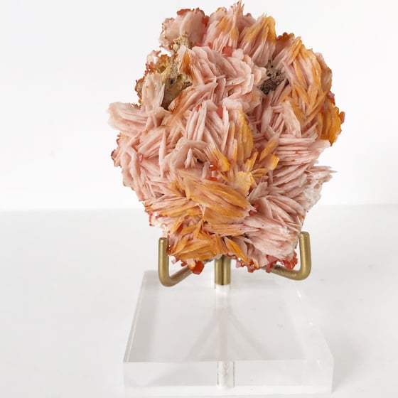 Image of Vanadinite/Barite no.02 + Lucite and Brass Stand