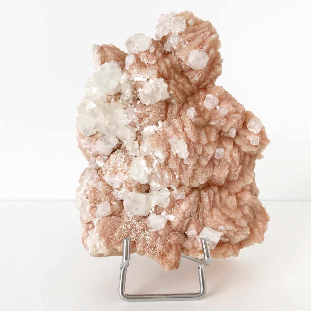 Image of Stilbite/Apophyllite no.04 + Silver Hued Easel Stand