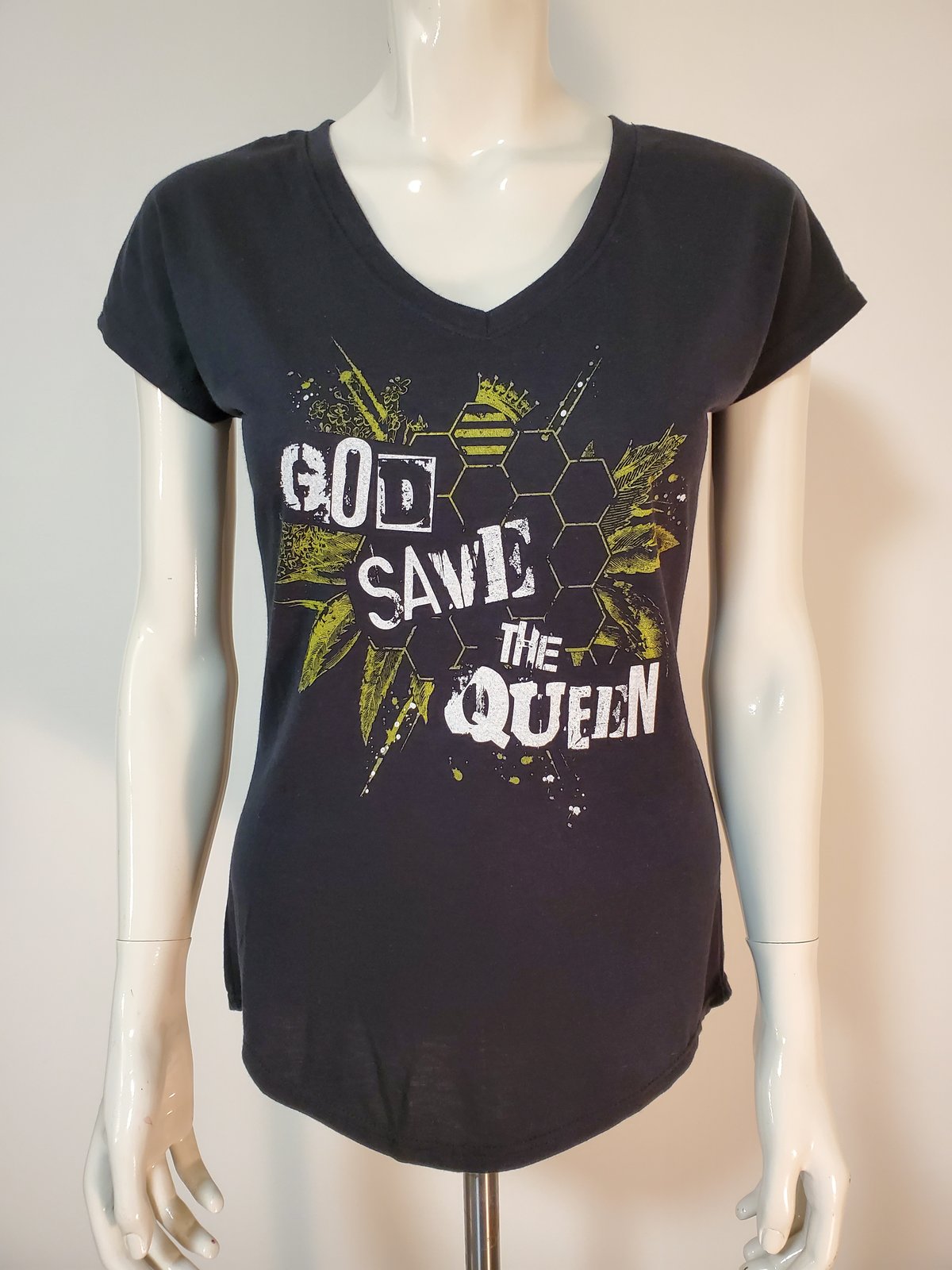 God Save The Queen / Goods And Evil Brand Clothing