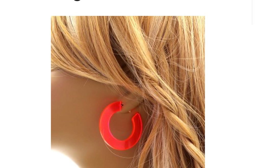 Image of Clear Plastic Open-Cut Round Hoop Earrings- Neon 